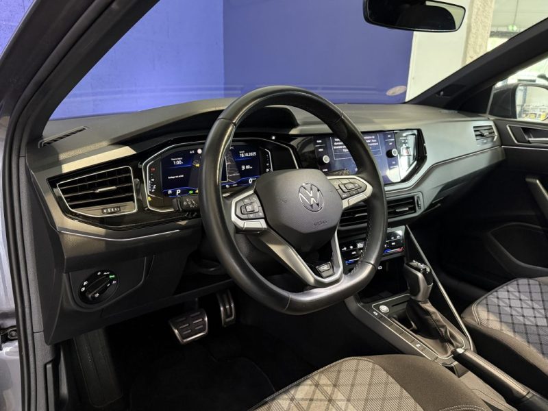 VOLKSWAGEN TAIGO 1.0 TSI 110CV DSG7 R-LINE - Toit ouvrant - Pack son Beat - Apple CarPlay - Caméra 