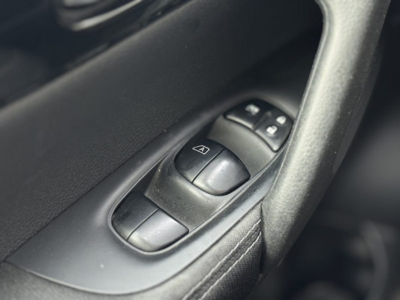 NISSAN QASHQAI 1.2 DIG-T 115CH N-CONNECTA - MOTEUR À CHAÎNE 2017