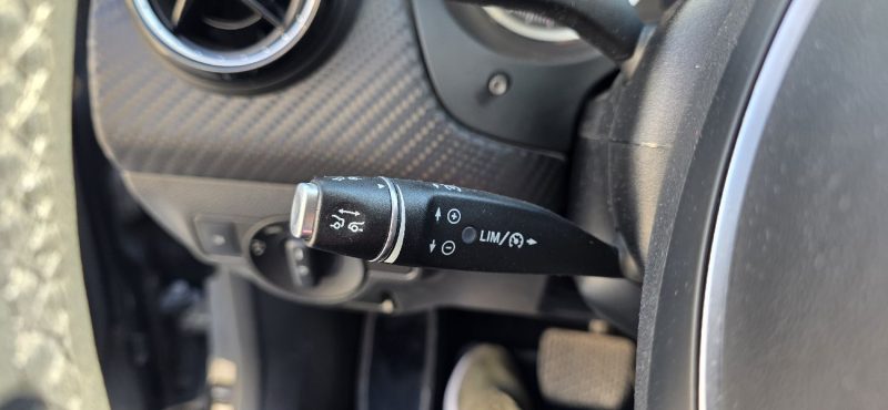 MERCEDES GLA 200D 136CV/ 7-G DCT / INTUITION 2019