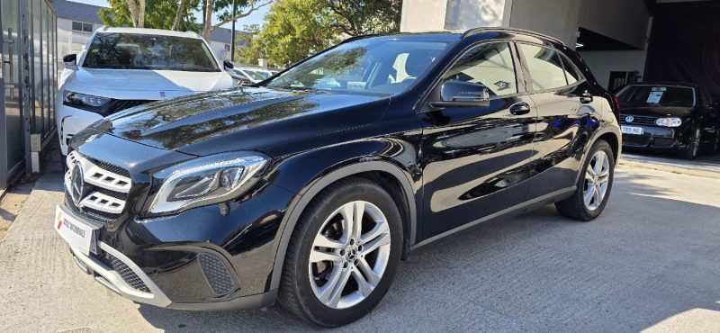 MERCEDES GLA 200D 136CV/ 7-G DCT / INTUITION 2019