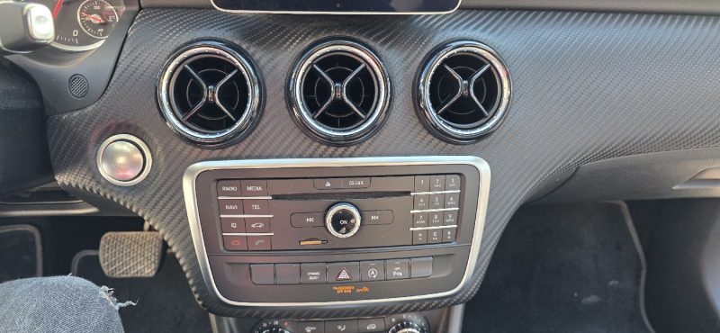 MERCEDES GLA 200D 136CV/ 7-G DCT / INTUITION 2019