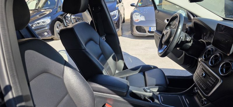 MERCEDES GLA 200D 136CV/ 7-G DCT / INTUITION 2019