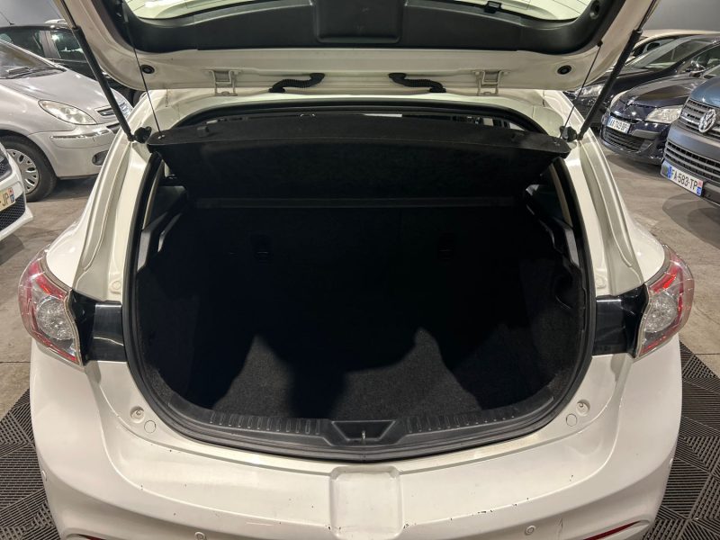 MAZDA MAZDA 3 ELEGANCE 1.6 MZ-CD  115CH 