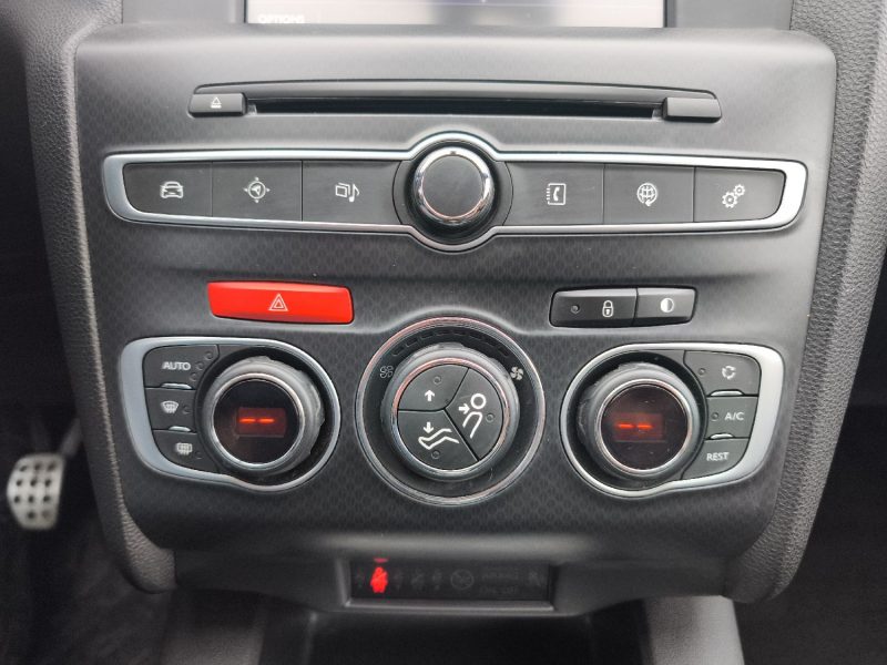 DS DS 4 PURETECH 130CH SO CHIC S&S 2016