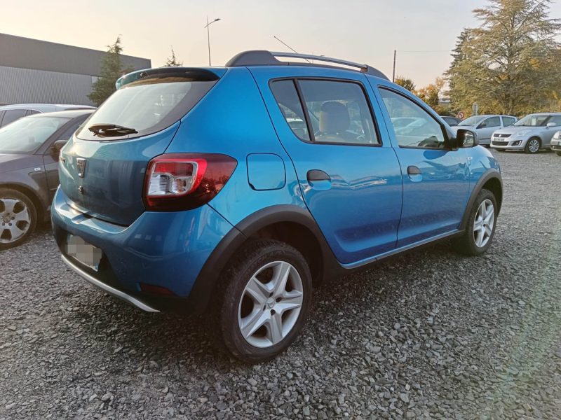 DACIA SANDERO STEPWAY 0.9 TCE 90 cv 1ère Main / GPS BLUETOOTH / chaine de distribution neuve / CT OK