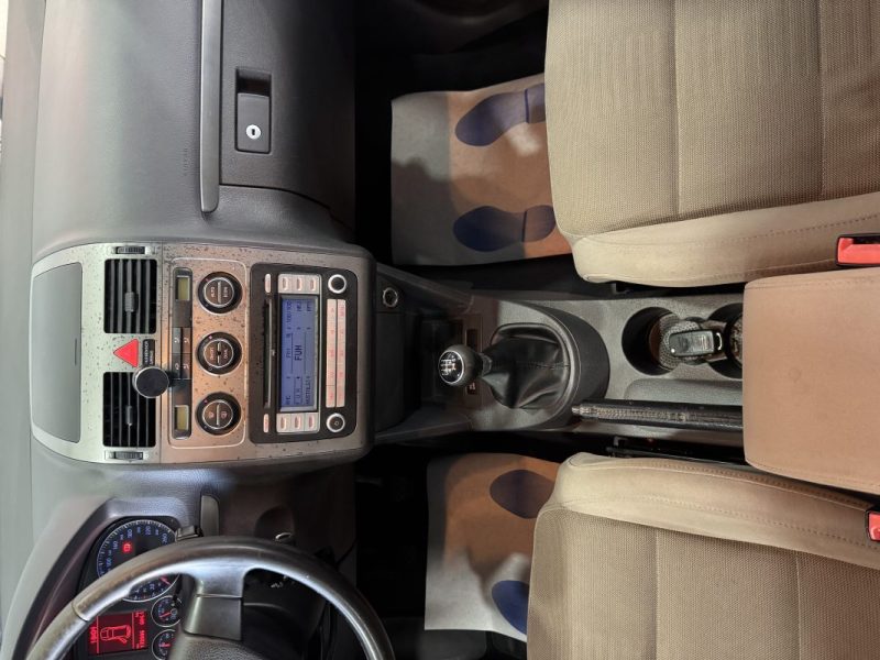 VOLKSWAGEN TOURAN 2.0 TDI 140 CONFORT 7P 2007