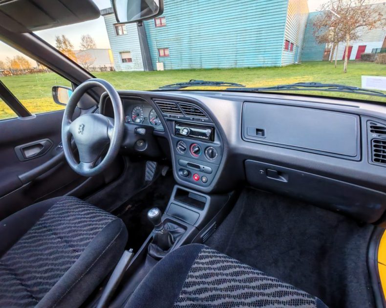 PEUGEOT 306 1.6 CABRIO