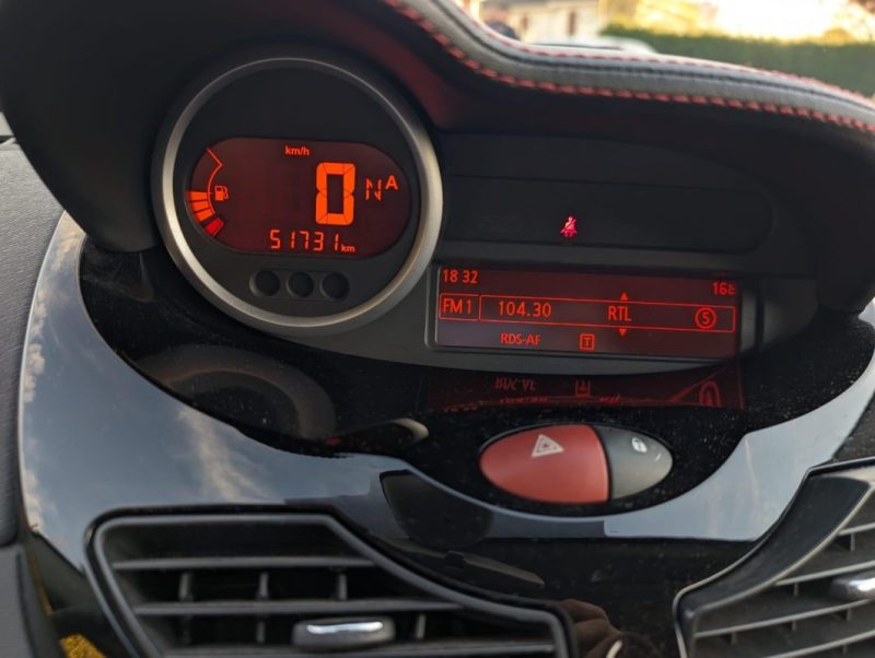 RENAULT TWINGO 1.2 16V 75CH BVR 2012