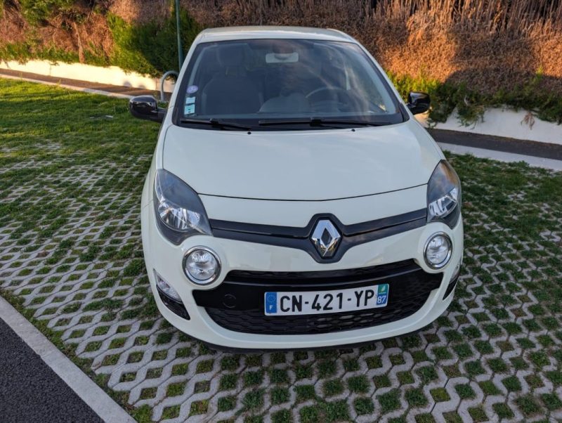 RENAULT TWINGO 1.2 16V 75CH BVR 2012