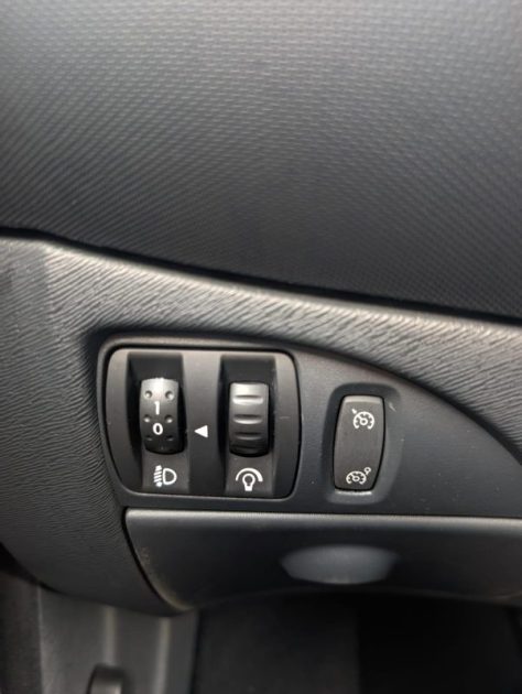 RENAULT TWINGO 1.2 16V 75CH BVR 2012