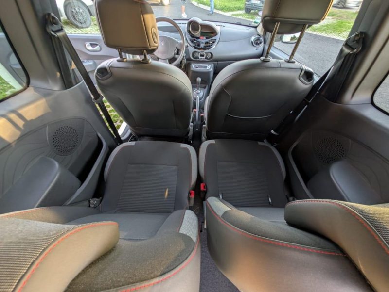 RENAULT TWINGO 1.2 16V 75CH BVR 2012