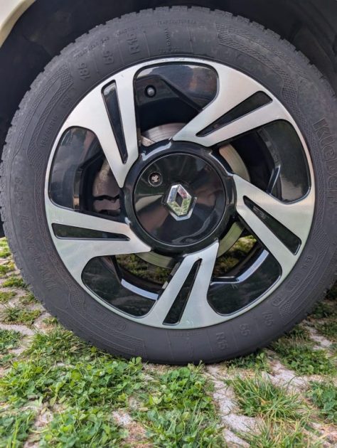 RENAULT TWINGO 1.2 16V 75CH BVR 2012