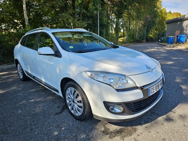 RENAULT MEGANE 1.5 DCI 110CH FAP DYNAMIQUE ECO² 2012