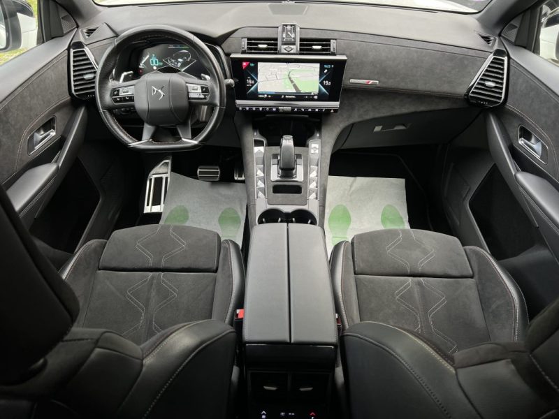 DS DS 7 CROSSBACK E-TENSE 1.6 THP HYBRID 200 / 300 Cv 4x4 PERFORMANCE LINE / BVA8 - GARANTIE 1 AN