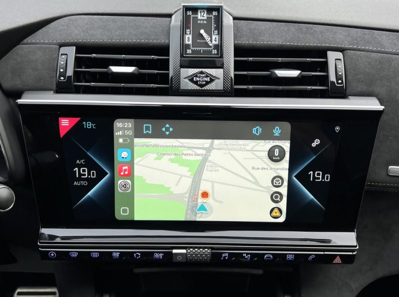 DS DS 7 CROSSBACK E-TENSE 1.6 THP HYBRID 200 / 300 Cv 4x4 PERFORMANCE LINE / BVA8 - GARANTIE 1 AN