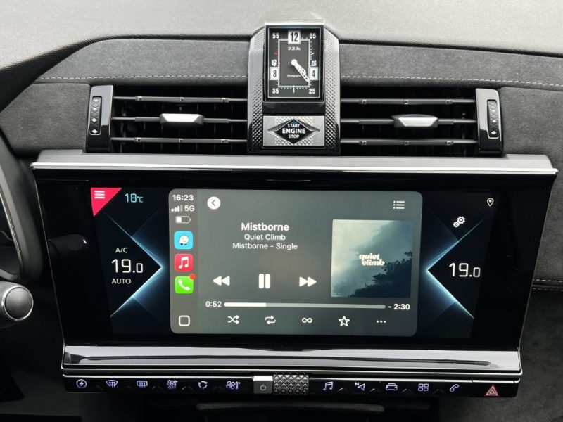 DS DS 7 CROSSBACK E-TENSE 1.6 THP HYBRID 200 / 300 Cv 4x4 PERFORMANCE LINE / BVA8 - GARANTIE 1 AN