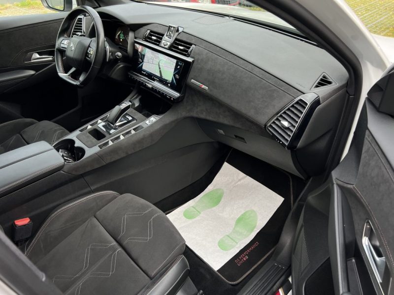 DS DS 7 CROSSBACK E-TENSE 1.6 THP HYBRID 200 / 300 Cv 4x4 PERFORMANCE LINE / BVA8 - GARANTIE 1 AN
