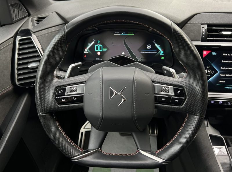 DS DS 7 CROSSBACK E-TENSE 1.6 THP HYBRID 200 / 300 Cv 4x4 PERFORMANCE LINE / BVA8 - GARANTIE 1 AN