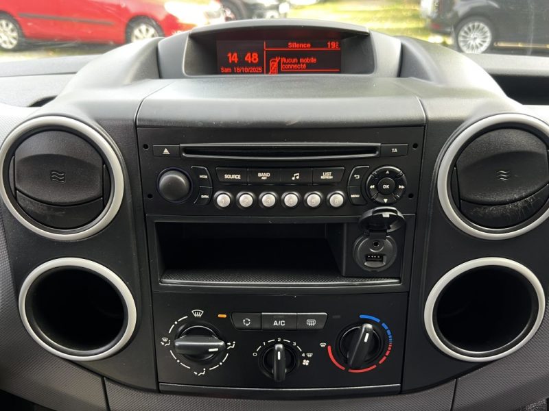 PEUGEOT PARTNER II 1.6 HDI 90 Cv 3 PLACES CLIMATISATION CRIT AIR 2 PORTE COULISSANTE - Garantie 1 an