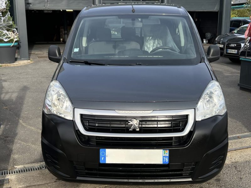 PEUGEOT PARTNER II 1.6 HDI 90 Cv 3 PLACES CLIMATISATION CRIT AIR 2 PORTE COULISSANTE - Garantie 1 an
