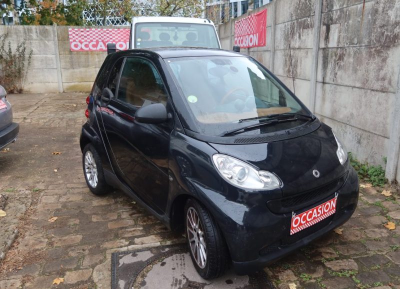 SMART FORTWO 0.9 TURBO PASSION 82CH / INTÉRIEUR TOUT CUIR / NAVIGATION MULTIMÉDIA KENWOOD    2009