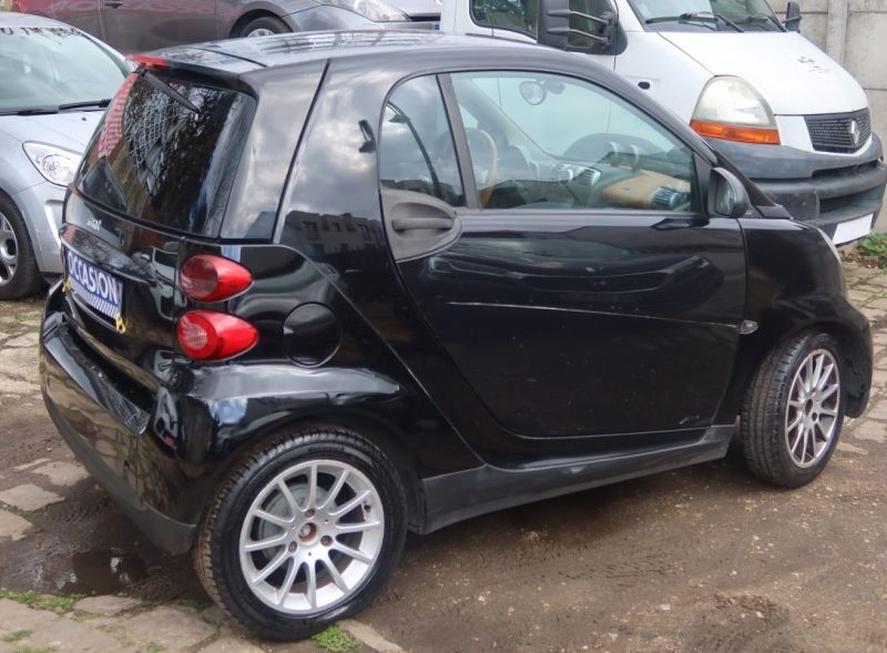 SMART FORTWO 0.9 TURBO PASSION 82CH / INTÉRIEUR TOUT CUIR / NAVIGATION MULTIMÉDIA KENWOOD    2009