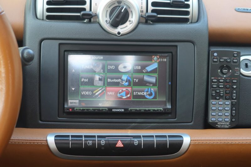 SMART FORTWO 0.9 TURBO PASSION 82CH / INTÉRIEUR TOUT CUIR / NAVIGATION MULTIMÉDIA KENWOOD    2009