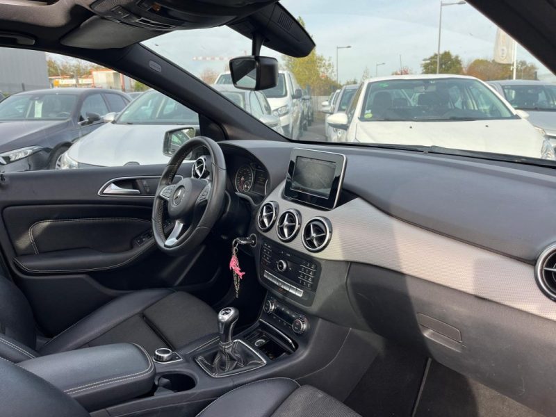 MERCEDES CLASSE B 180 INSPIRATION 122CH