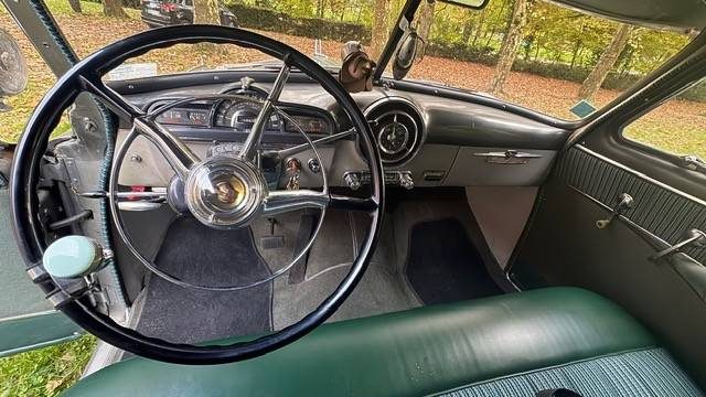 PONTIAC CHIEFTAINE COUPE V8 CHIEFTAINE DE LUXE EXPERTISÉ 50000 EUROS 1951