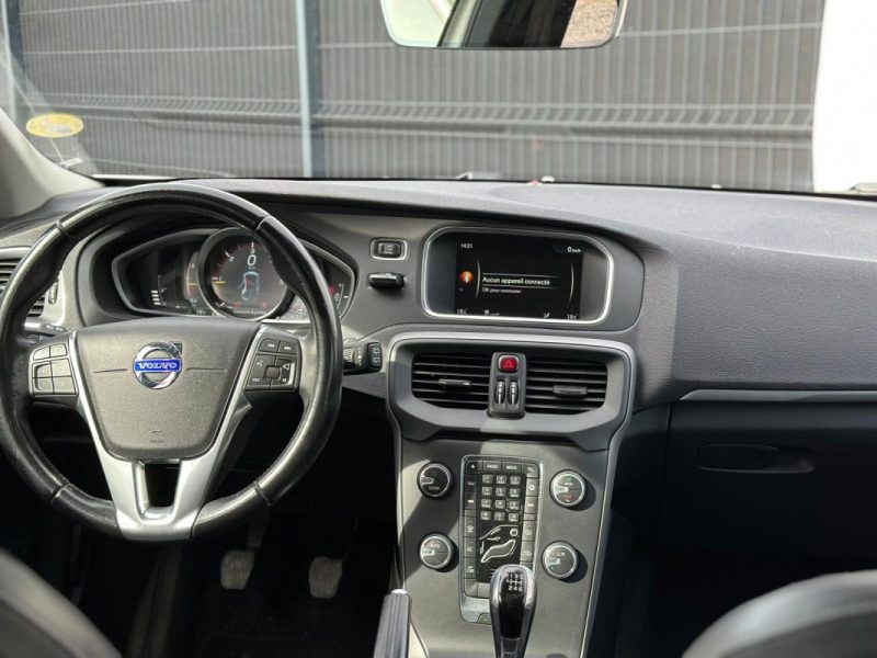 Volvo V40 1.6 D2 115cv Momentum BUSINESS garantie 12mois caméra de recul