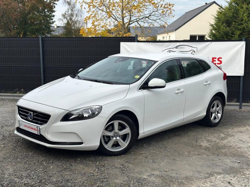 Volvo V40 1.6 D2 115cv Momentum BUSINESS garantie 12mois caméra de recul