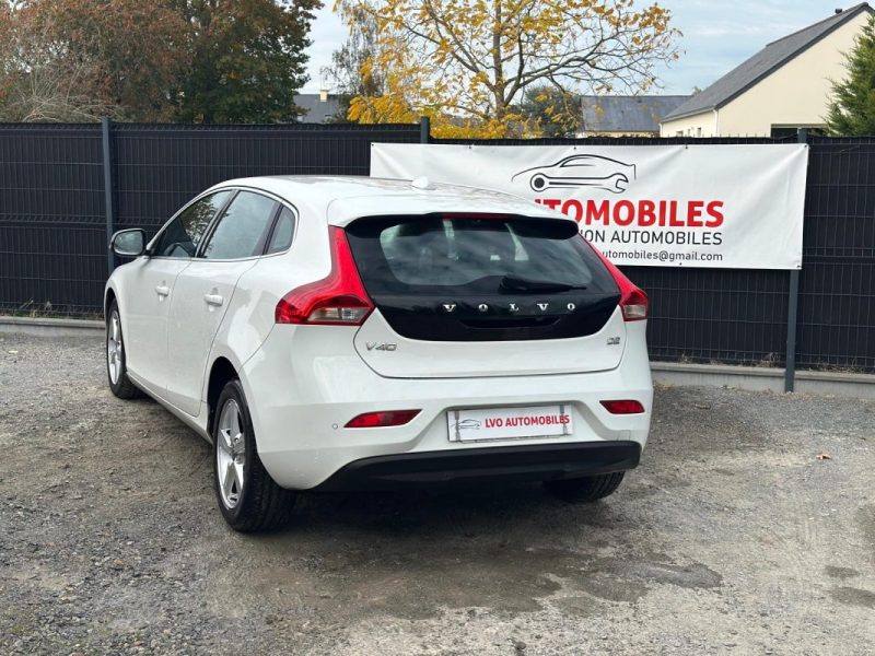 Volvo V40 1.6 D2 115cv Momentum BUSINESS garantie 12mois caméra de recul