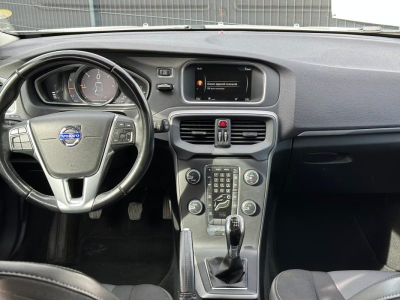 Volvo V40 1.6 D2 115cv Momentum BUSINESS garantie 12mois caméra de recul