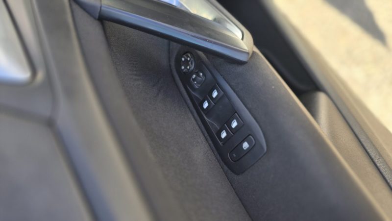 PEUGEOT 308 1.5 BLUEHDI 130 CV PREMIUM 2020