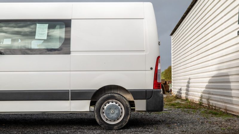 RENAULT MASTER L2H2 2.3 DCi 100 CONFORT CABINE APPROFONDIE