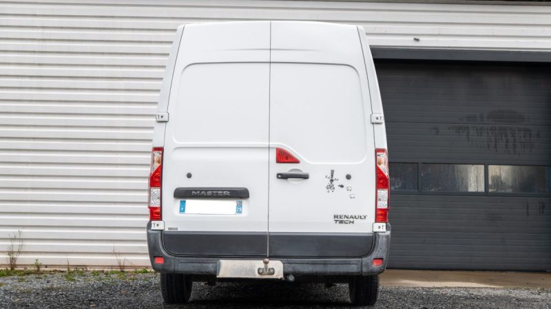 RENAULT MASTER L2H2 2.3 DCi 100 CONFORT CABINE APPROFONDIE