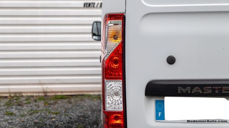 RENAULT MASTER L2H2 2.3 DCi 100 CONFORT CABINE APPROFONDIE