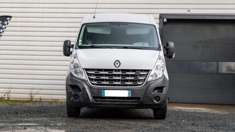 RENAULT MASTER L2H2 2.3 DCi 100 CONFORT CABINE APPROFONDIE