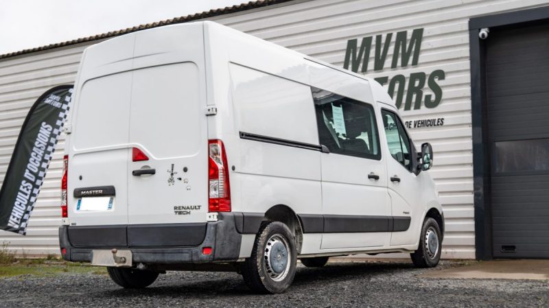 RENAULT MASTER L2H2 2.3 DCi 100 CONFORT CABINE APPROFONDIE