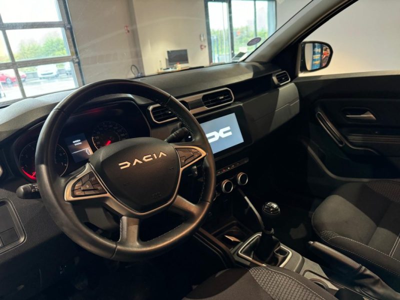 DACIA DUSTER 1.0 ECO-G 100 JOURNEY 4X2 / CAMERA 360° / SIEGES CHAUFFANTS / DETECTEUR ANGLES MORTS  2023