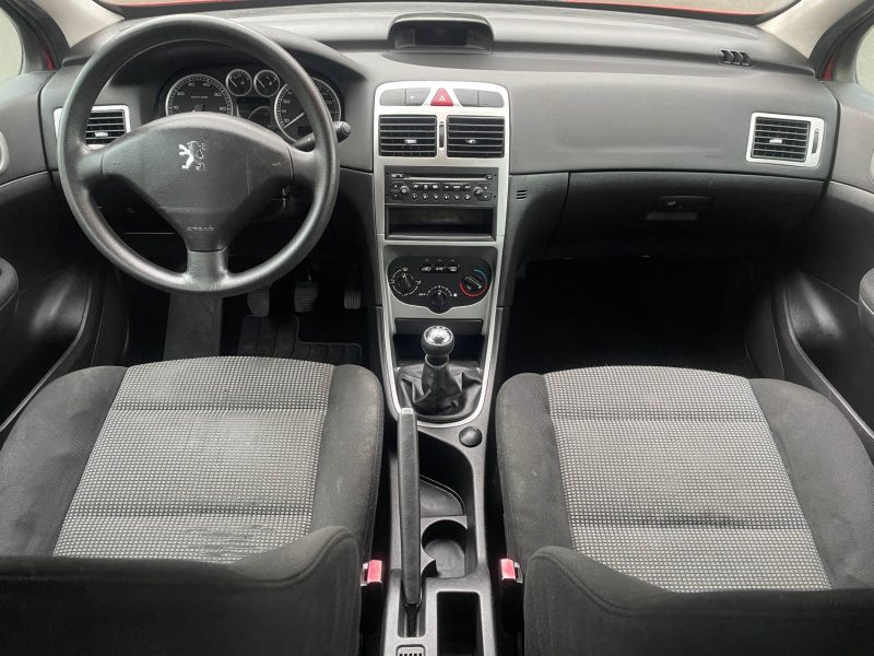 PEUGEOT 307 1.4I - 16V 95CH 