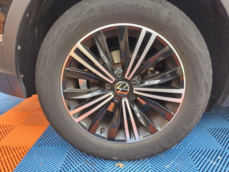 VOLKSWAGEN TIGUAN 1.5 TSI 150CH R-LINE DSG7 2022 VOLKSWAGEN Model :TIGUAN Finition:1.5 TSI 150ch R-L