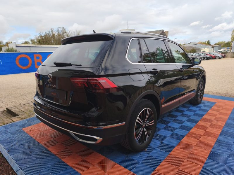 VOLKSWAGEN TIGUAN 1.5 TSI 150CH R-LINE DSG7 2022 VOLKSWAGEN Model :TIGUAN Finition:1.5 TSI 150ch R-L