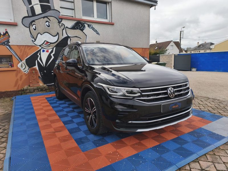 VOLKSWAGEN TIGUAN 1.5 TSI 150CH R-LINE DSG7 2022 VOLKSWAGEN Model :TIGUAN Finition:1.5 TSI 150ch R-L