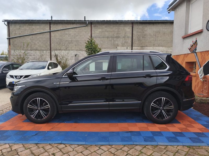 VOLKSWAGEN TIGUAN 1.5 TSI 150CH R-LINE DSG7 2022 VOLKSWAGEN Model :TIGUAN Finition:1.5 TSI 150ch R-L