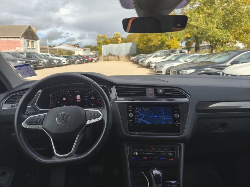 VOLKSWAGEN TIGUAN 1.5 TSI 150CH R-LINE DSG7 2022 VOLKSWAGEN Model :TIGUAN Finition:1.5 TSI 150ch R-L