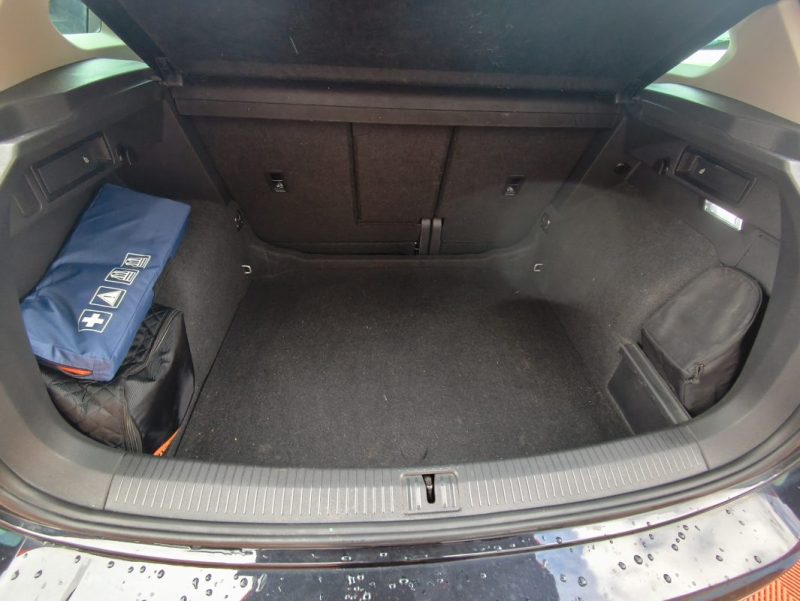 VOLKSWAGEN TIGUAN 1.5 TSI 150CH R-LINE DSG7 2022 VOLKSWAGEN Model :TIGUAN Finition:1.5 TSI 150ch R-L