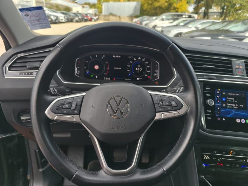 VOLKSWAGEN TIGUAN 1.5 TSI 150CH R-LINE DSG7 2022 VOLKSWAGEN Model :TIGUAN Finition:1.5 TSI 150ch R-L