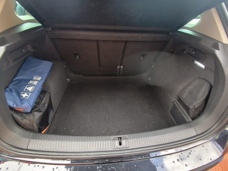 VOLKSWAGEN TIGUAN 1.5 TSI 150CH R-LINE DSG7 2022 VOLKSWAGEN Model :TIGUAN Finition:1.5 TSI 150ch R-L