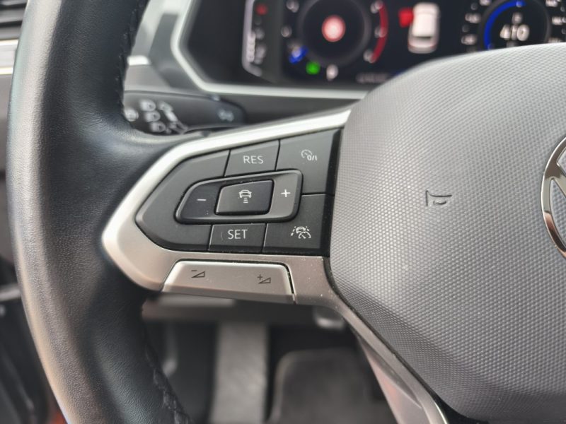 VOLKSWAGEN TIGUAN 1.5 TSI 150CH R-LINE DSG7 2022 VOLKSWAGEN Model :TIGUAN Finition:1.5 TSI 150ch R-L